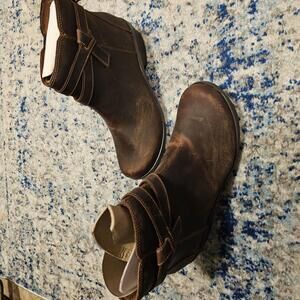 Clarks's brown ankle boots Angie Spice sz 10